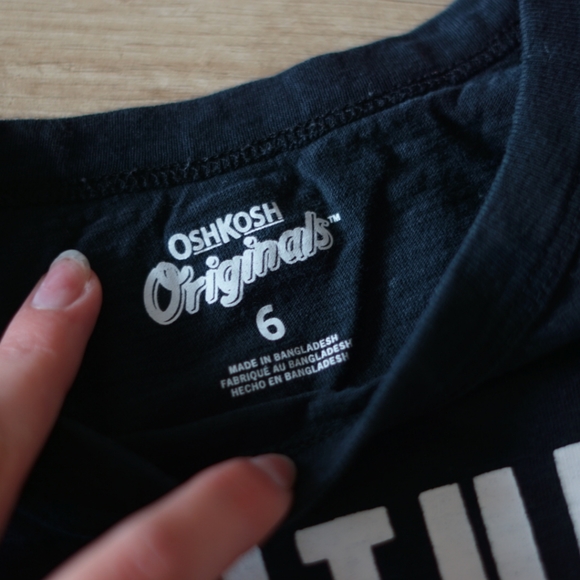 Osh Kosh Black Boys Tee - Picture 2 of 5